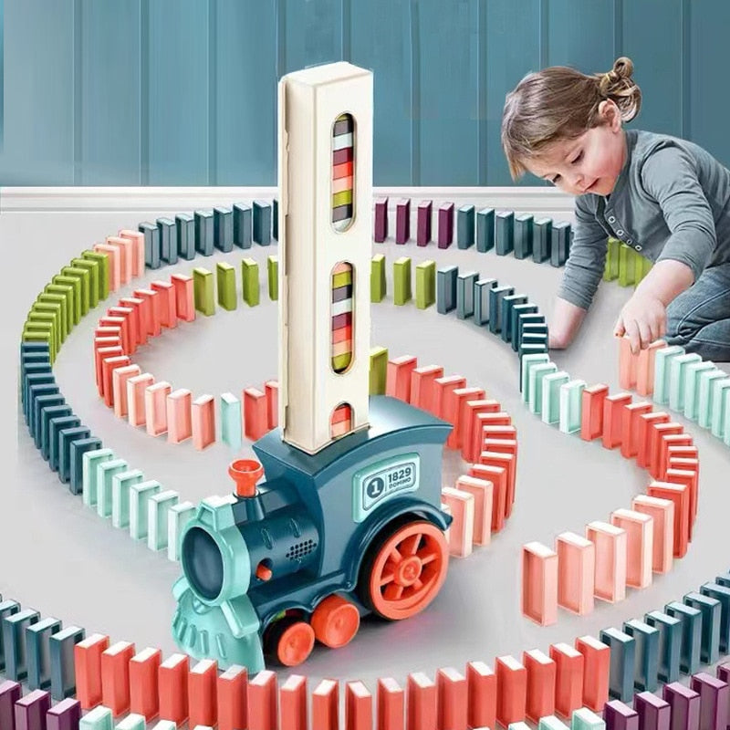 train domino automatique  pour le  bonheur des enfants.